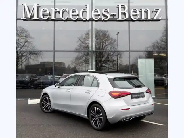 Mercedes Classe A a 200 compacte — photo 3