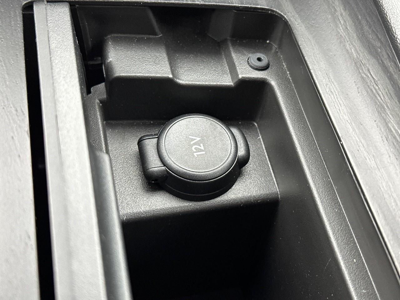 Peugeot 508 hybrid 225 e-eat8 gt pack — photo 31