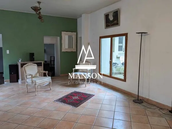 Maison 8 pièces 205 m²