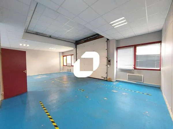 Bureaux 358 m²