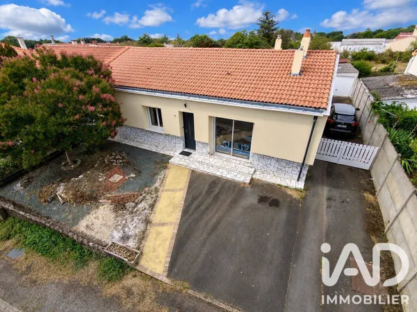 Maison de plain-pied 7 pièces 121 m²