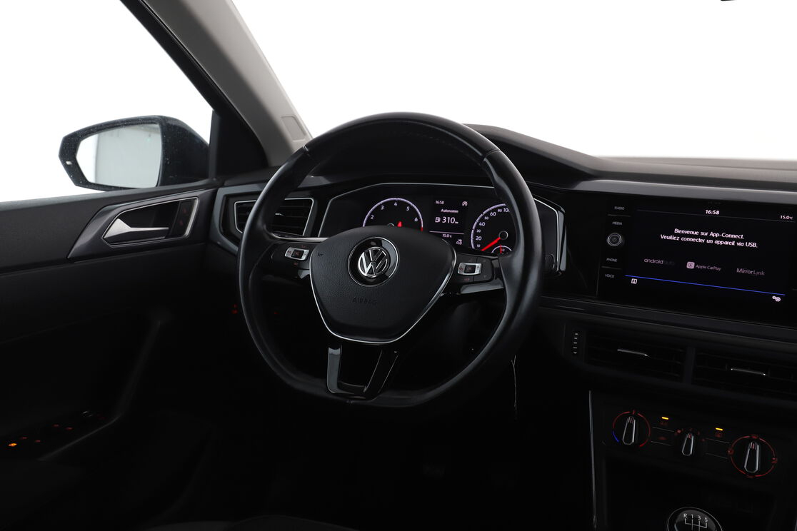 Volkswagen Polo 1.0 TSI — photo 12