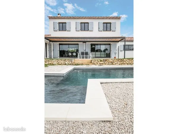 Villa contemporaine T5 - 136 m² - Prestations haut de gamme