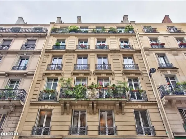 Studio - Paris 10