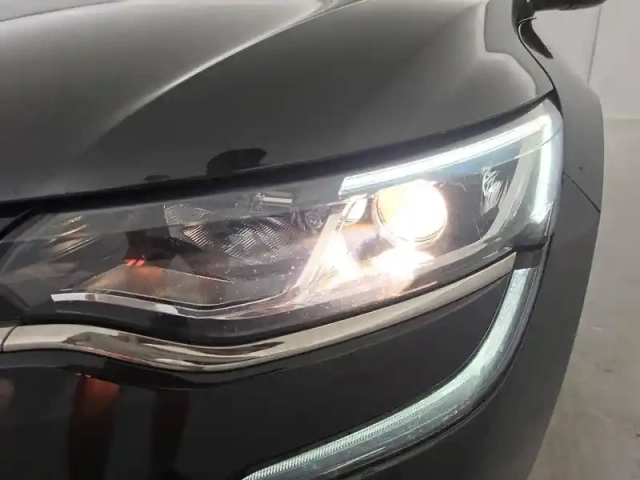 Renault Talisman blue dci 160 edc — photo 93