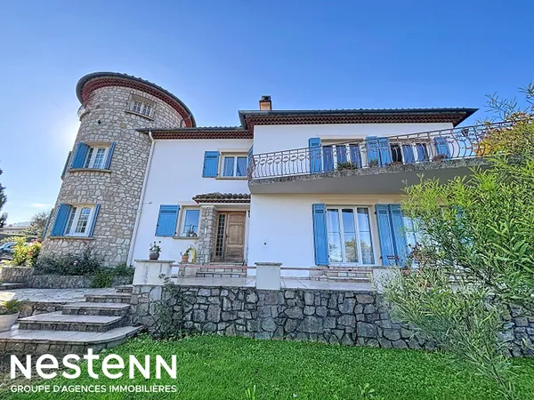 Spécial Investisseur - Appartement de caractère avec jardin privé