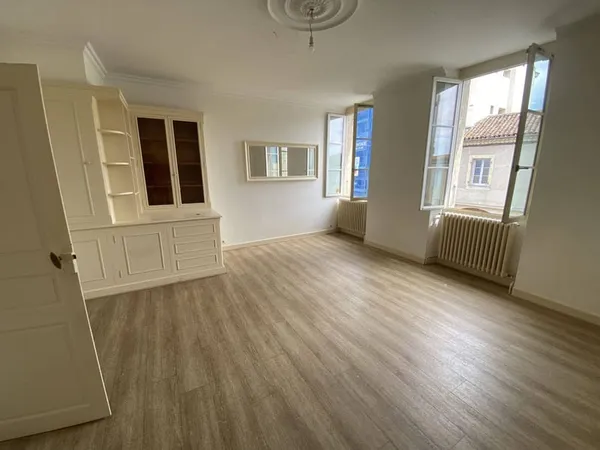 Appartement 3 pièces 109 m²