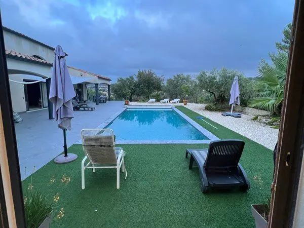 Jolie studio Caveirac