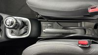 Toyota Yaris 69 VVT-i Dynamic 5p — photo 22