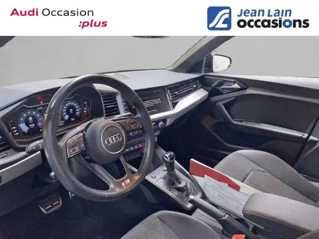 Audi A1 sportback 30 tfsi 110 ch s tronic 7 — photo 11
