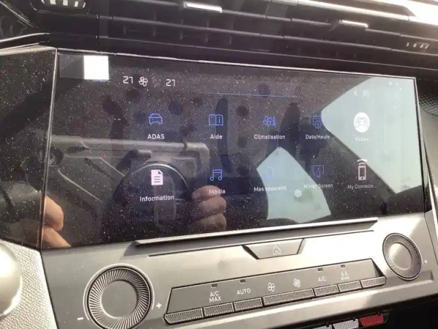 Peugeot 308 hybrid 145 e-dcs6 — photo 15