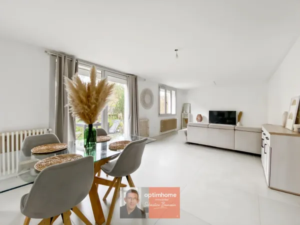 Maison rénovée avec jardin et combles aménageables - Montmorot (proche Lons-le-Saunier)