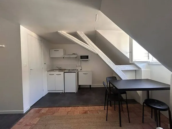 Appartement 1 pièce 18 m²