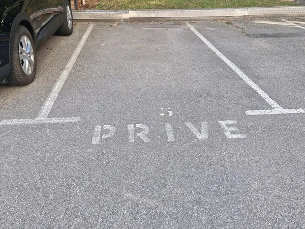 Place de parking quartier Poste/Gare