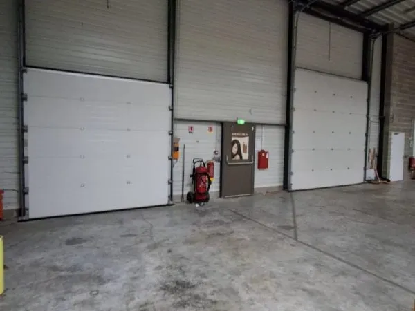Entrepôt de 770 m²