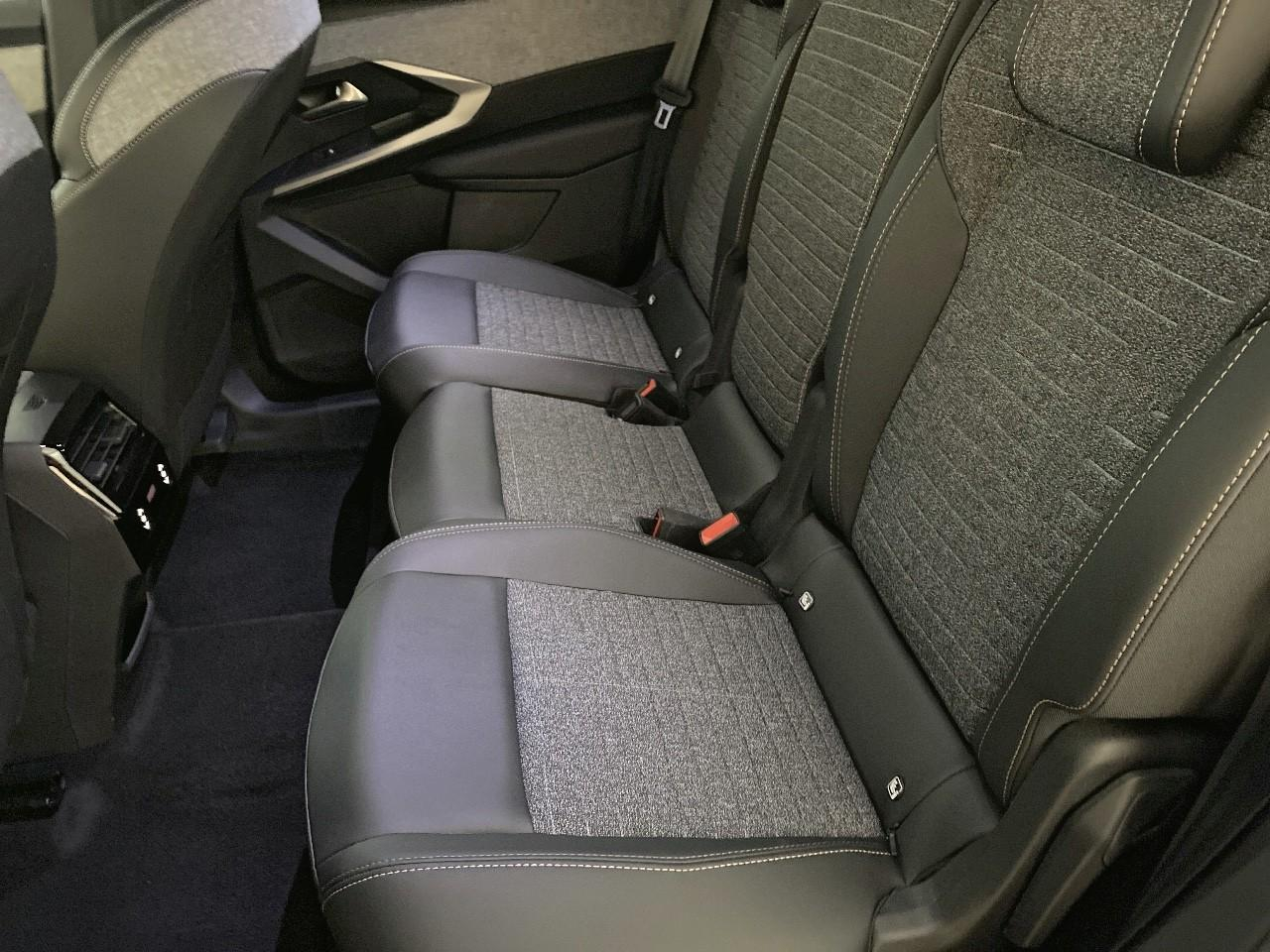Peugeot 5008 hybrid 145 ch e-dcs6 allure — photo 10