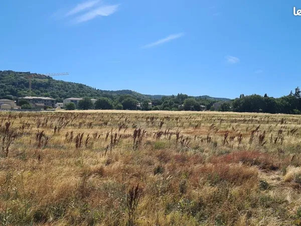 Terrain 490 m² Allan