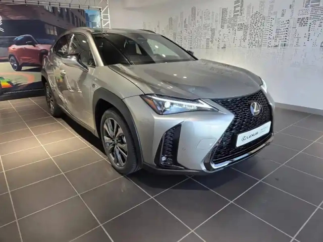 Lexus Ux 300h f sport design 2wd mc25