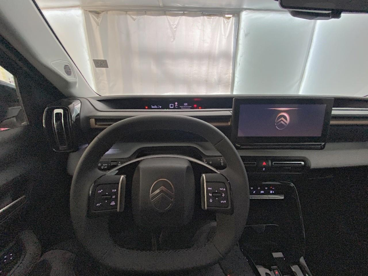 Citroën C3 Aircross hybride 145 ch aut plus — photo 12