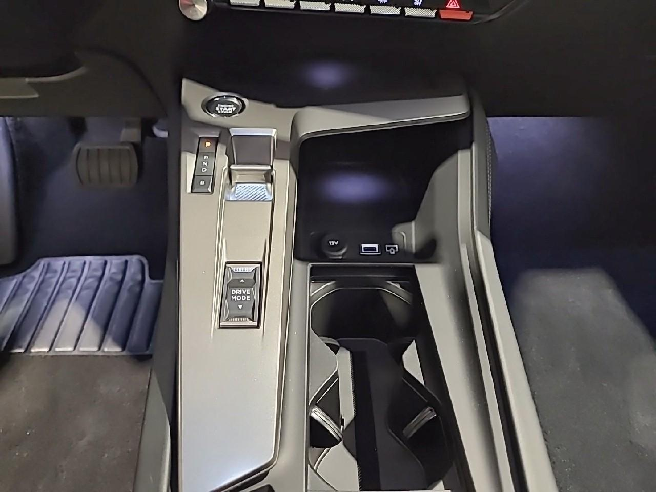 Peugeot 408 phev 180 e-eat8 allure — photo 26