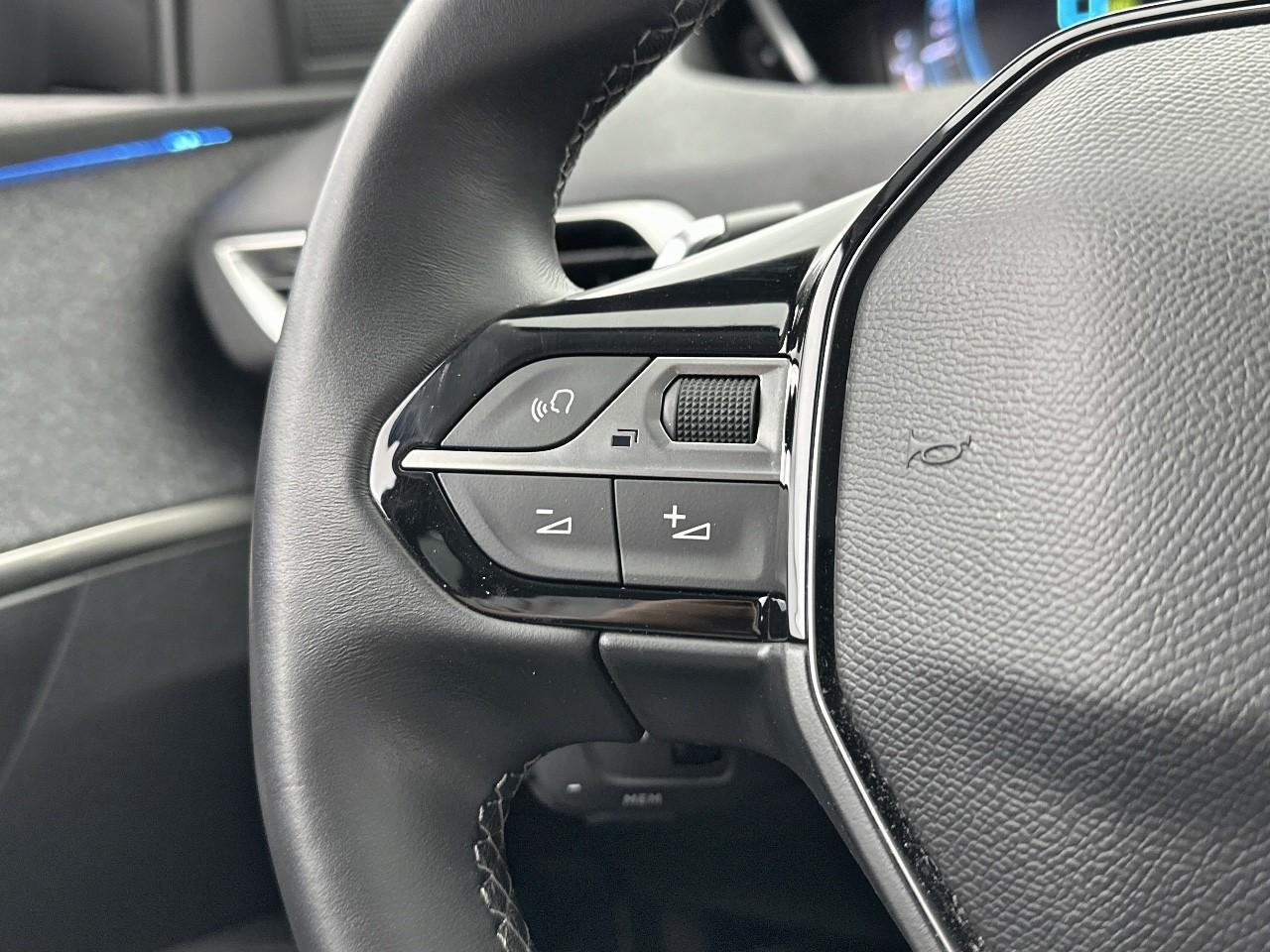 Peugeot 3008 hybrid 225 e-eat8 allure pack — photo 19