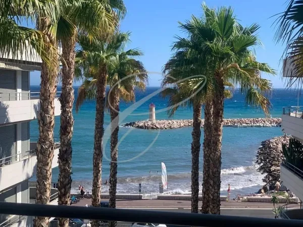 EXCLUSIVITE MENTON FRONT DE MER - 2 PIECES