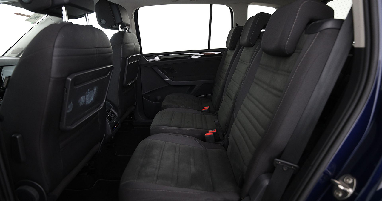 Volkswagen Touran — photo 28