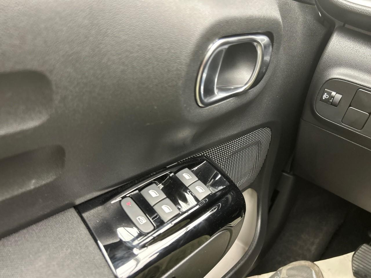 Citroën C3 puretech 83 s&s bvm5 shine — photo 30