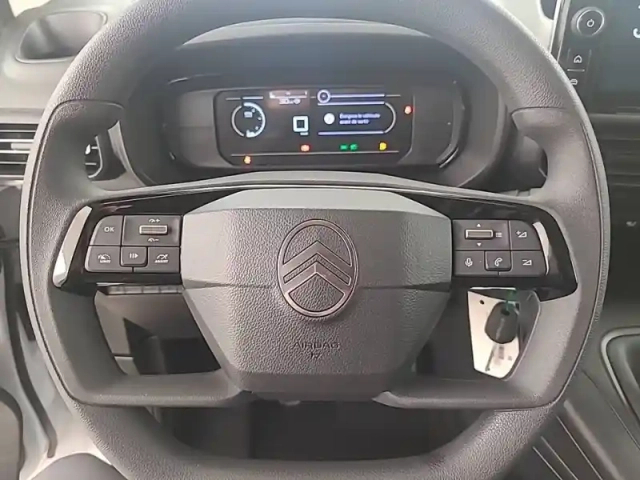 Citroën Berlingo van m diesel 100 ch manuelle — photo 33