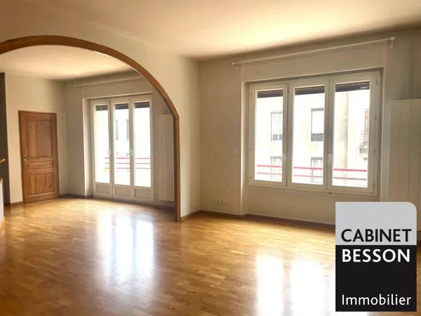 Appartement 3 pièces 84 m²