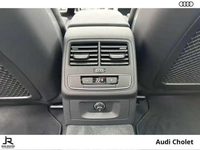 Audi A4 35 tfsi 150 s tronic 7 — photo 13