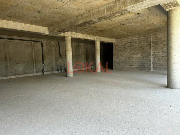 Bureaux 192 m²