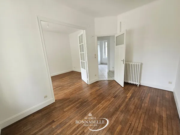 Appartement 2 pièces de 36 m2 au pied du tram
