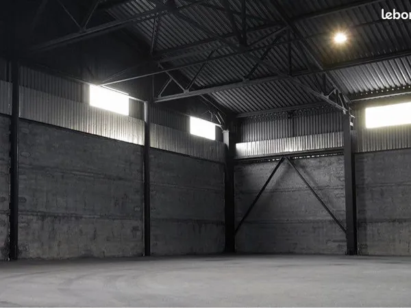 Hangars stockage court terme