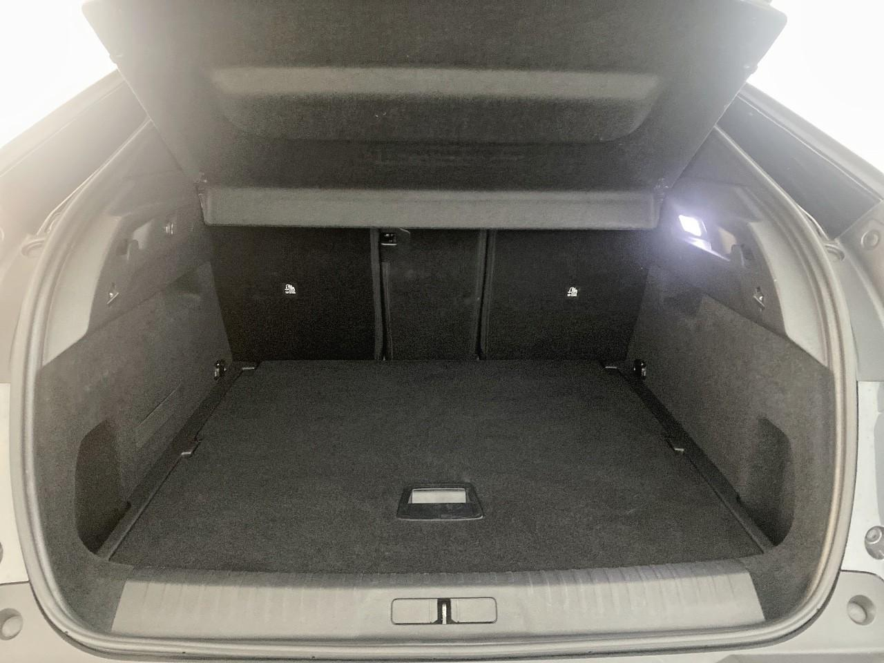 Peugeot 3008 hybrid 145 e-dcs6 gt — photo 6