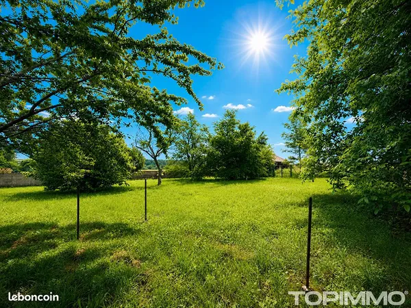 Terrain 895 m² SAINTE MARGUERITE