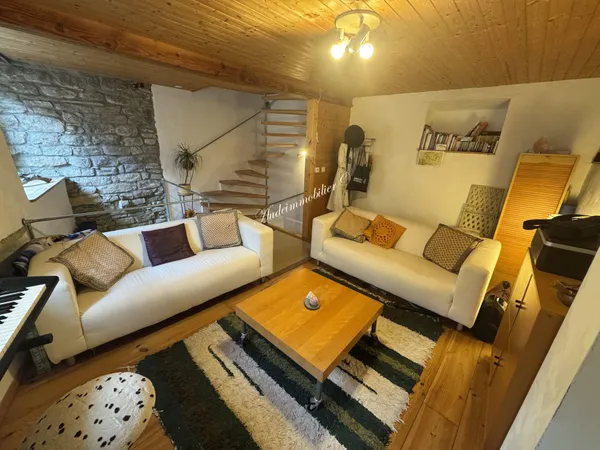 Charmante maison de village en pierres