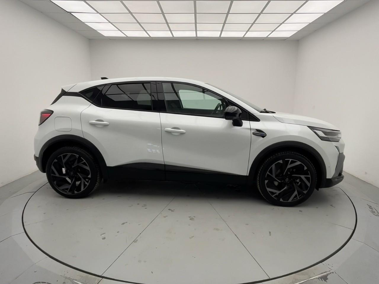 Renault Captur e-tech full hybrid 145 ch esprit alpine — photo 6