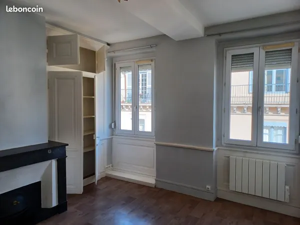 Appartement T2 35m2 - 890 cc
