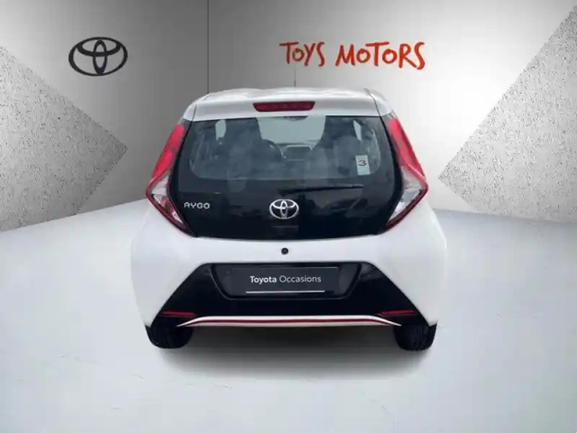 Toyota Aygo 1.0 vvt-i x-play — photo 4