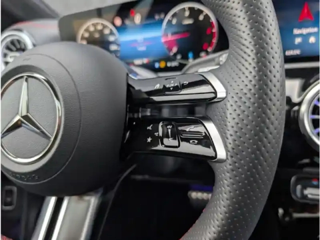 Mercedes Cla 200 d coupé — photo 28