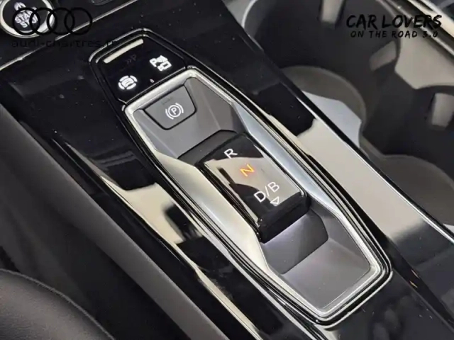 Audi E-Tron q6  sportback 306 ch 100 kwh performance — photo 9