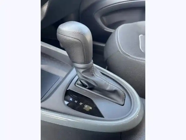 Toyota Aygo hybride 116h graphic — photo 19