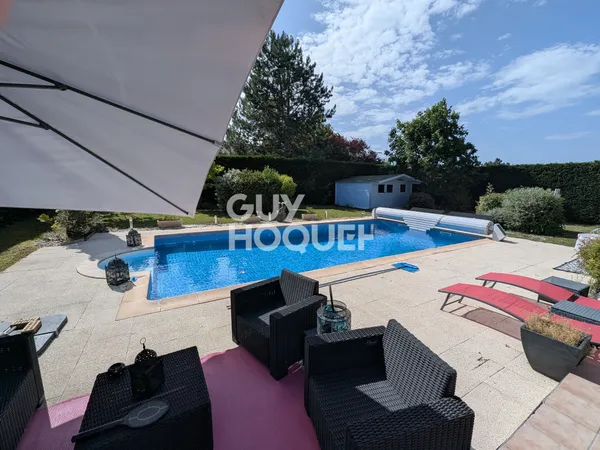 Maison à vendre de 8 pièces de 200 m²