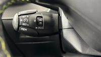 Peugeot 2008 1.2 PureTech 130ch S&S GT EAT8 — photo 25