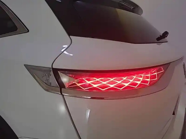 Ds Ds 7 ds7 crossback bluehdi 130 eat8 — photo 17
