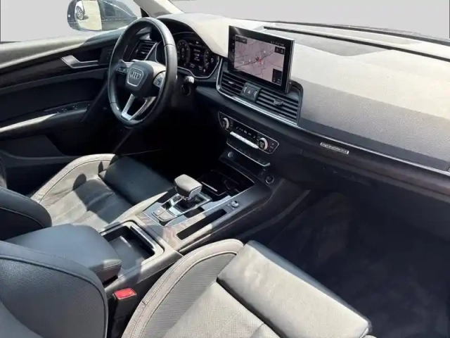 Audi Q5 sportback 50 tfsie 299 s tronic 7 quattro — photo 4