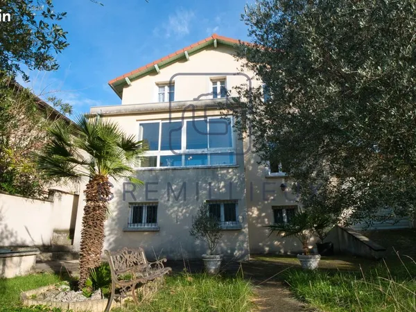 Maison 5 pièces 126 m²