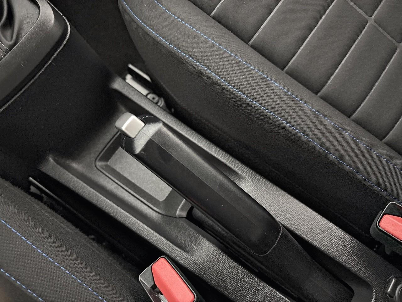Citroën C3 turbo 100 ch manuelle plus — photo 21