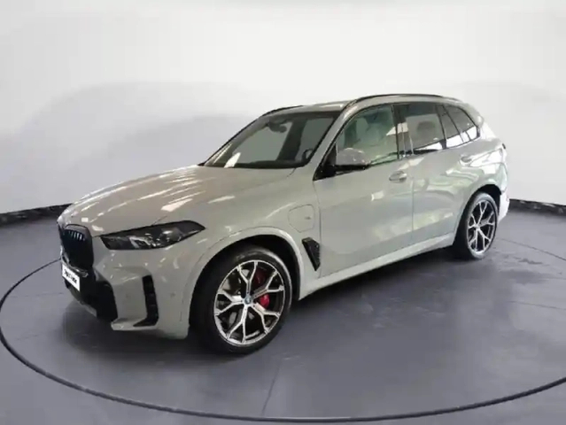 Bmw X5 xdrive50e 489ch m sport — photo 1